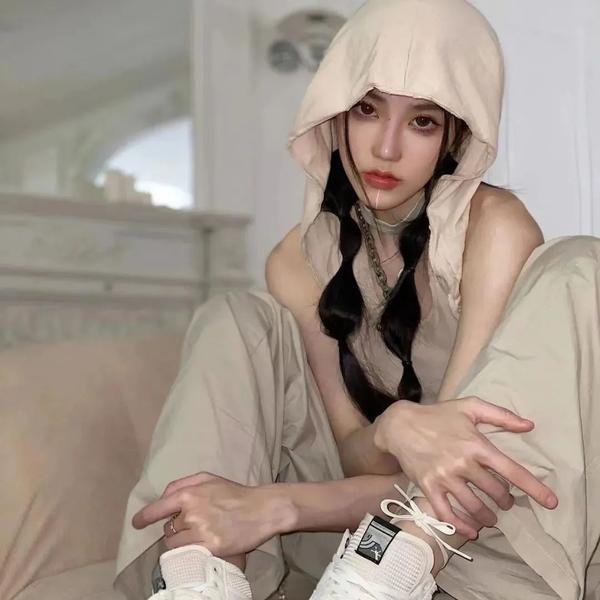 少年亚当